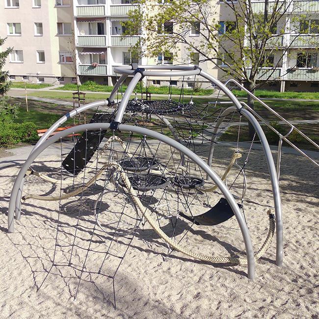 Patheon Pirna Schienke