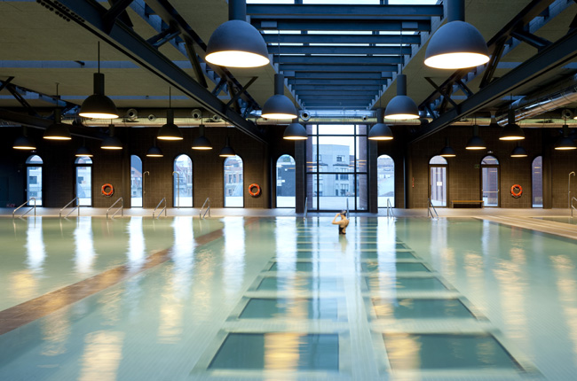 Alhondiga suspended swimming pool in Bilbao, a building refurbishment designed by Philippe Starck