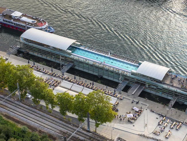 annette_k-paris-seine_design-_15-ecr-b-047--c--sergio-grazia.jpg
