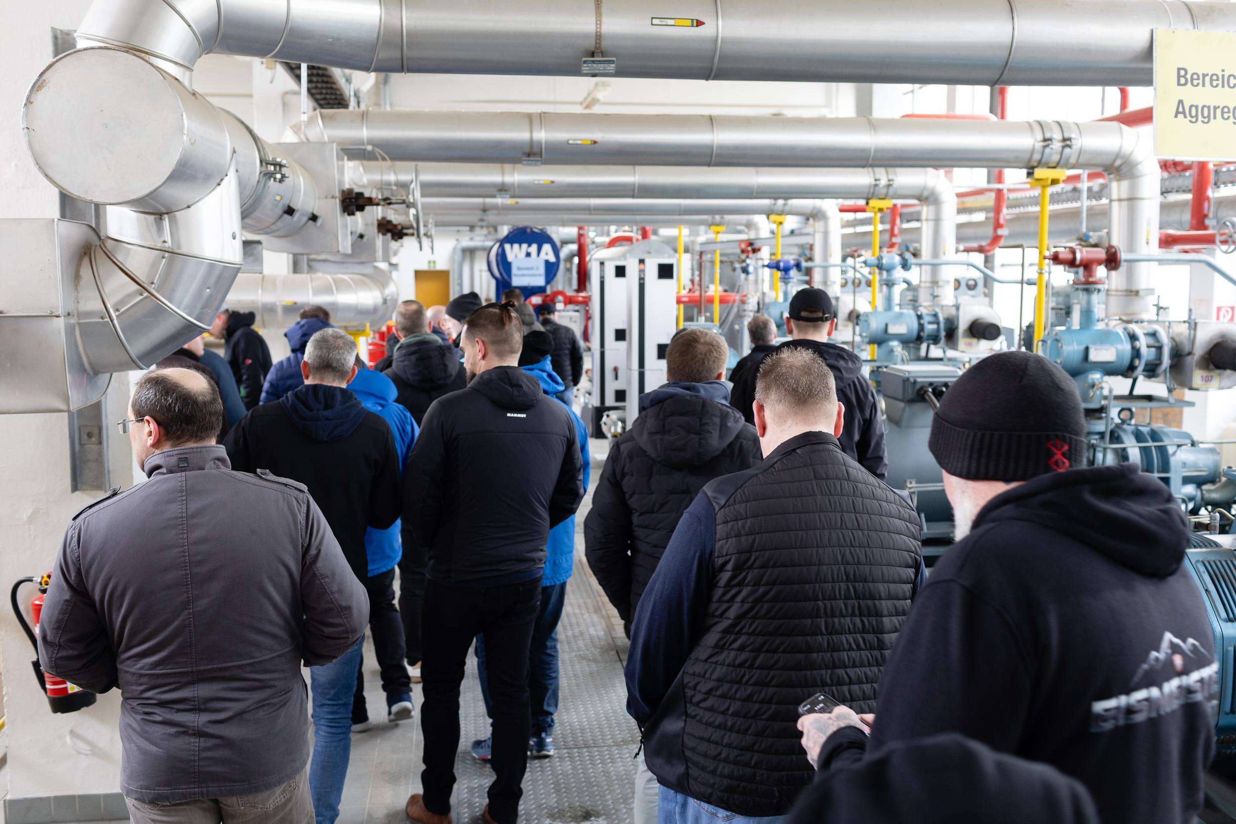 Jutta Mueller Eissportzetrum IAKS