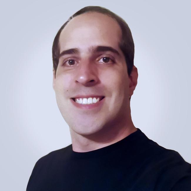 Emmanuel Morales_portrait pic_3471.jpg