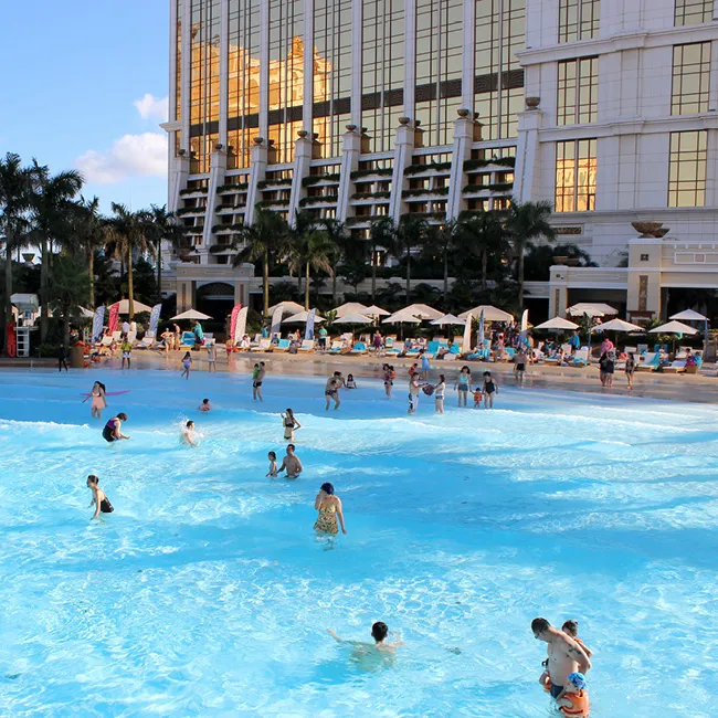 Myrtha_sb_4_2022_pool_650.jpg