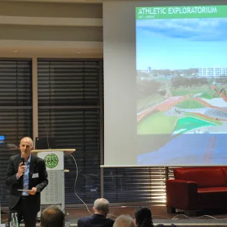 Kamen (74)_Flemming Overgaard presenting athletic exploratorium.jpg