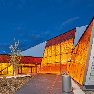 Calgary EXT-03_Shai Gil 650