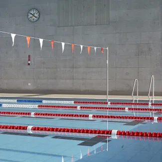schwimmleinen_aquarii_altstaetten_hallenbad_4-(c) WEIBEL 3283