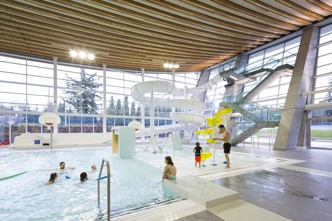 Grandview Heights Aquatic Centre_view from inside_HCMA_Nic Lehous