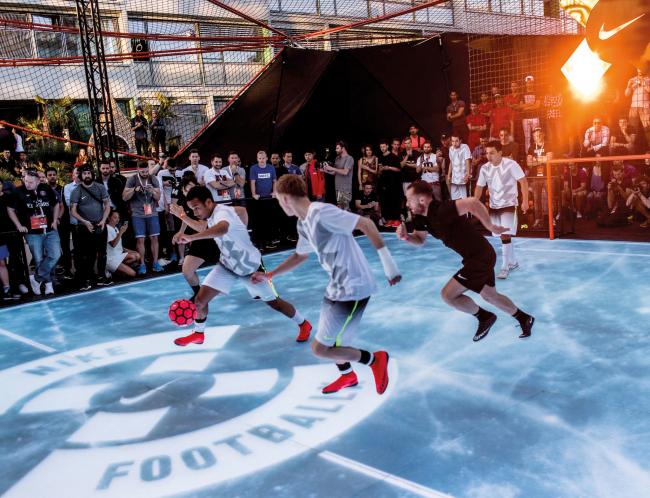 ASB_Bikini_Berlin_Nike_Football sb 3_2018.jpg Thumbnail