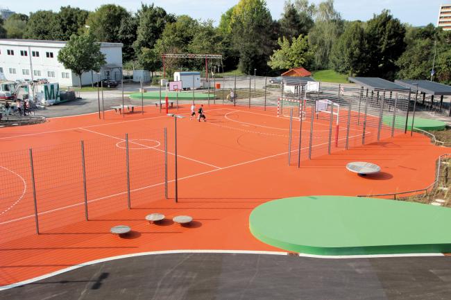 Polytan_Realschule_Therese-Giehse_1 sb 3_2018.jpg Thumbnail
