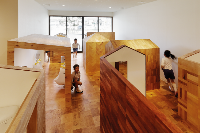 KO Kindergarten_bathroom_sb 1 2020_Ryuji Inoue