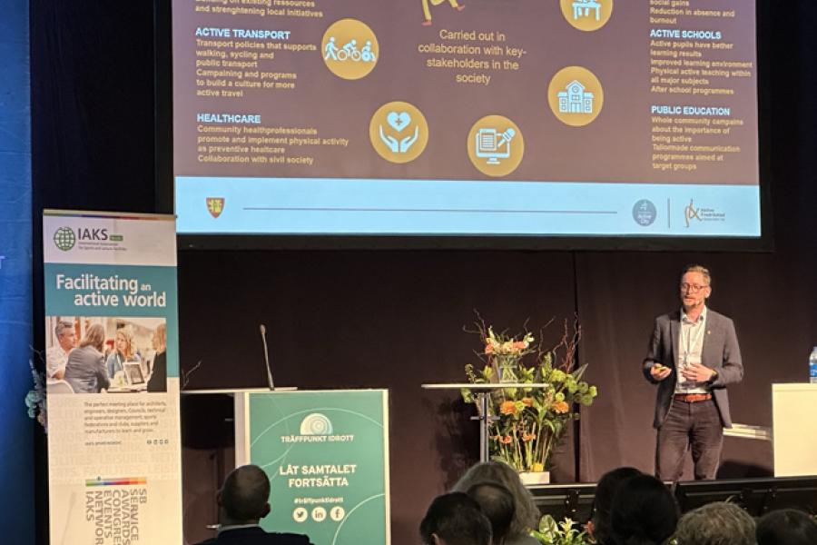 2023 Träffpunkt Idrott_Andre Flatner speaking_credit Daniel Glimvert (20)_.jpg