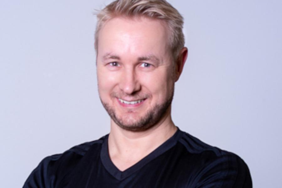 Frank Spickmann_portrait pic_3346.jpg