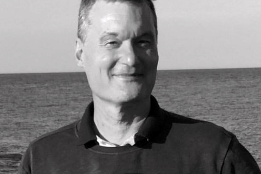 Henrik Akerlund_portrait pic_3373.png