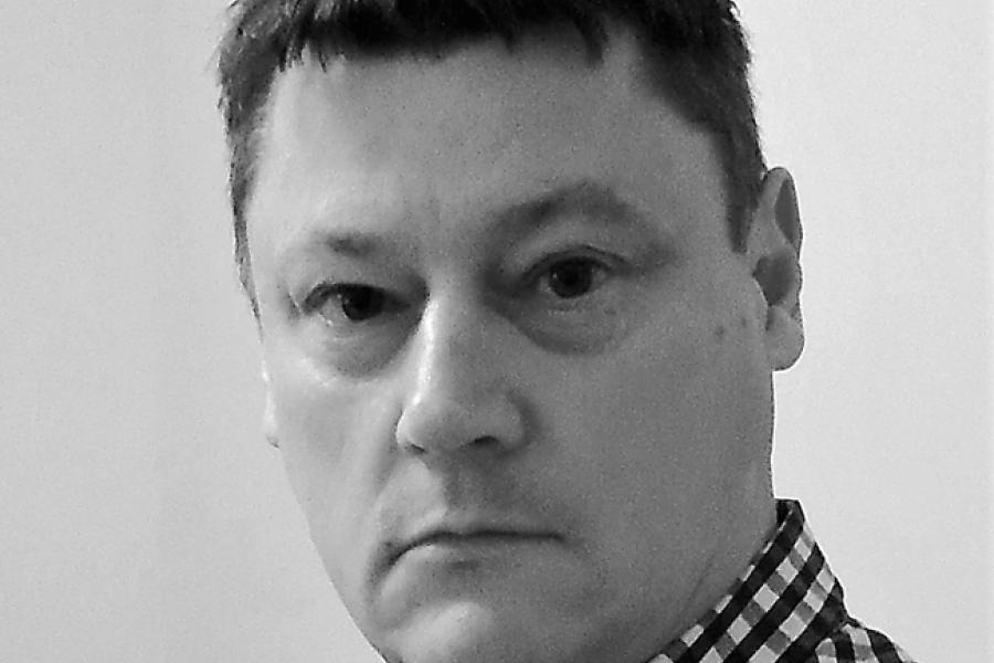 Mark Thomas portrait pic_3594