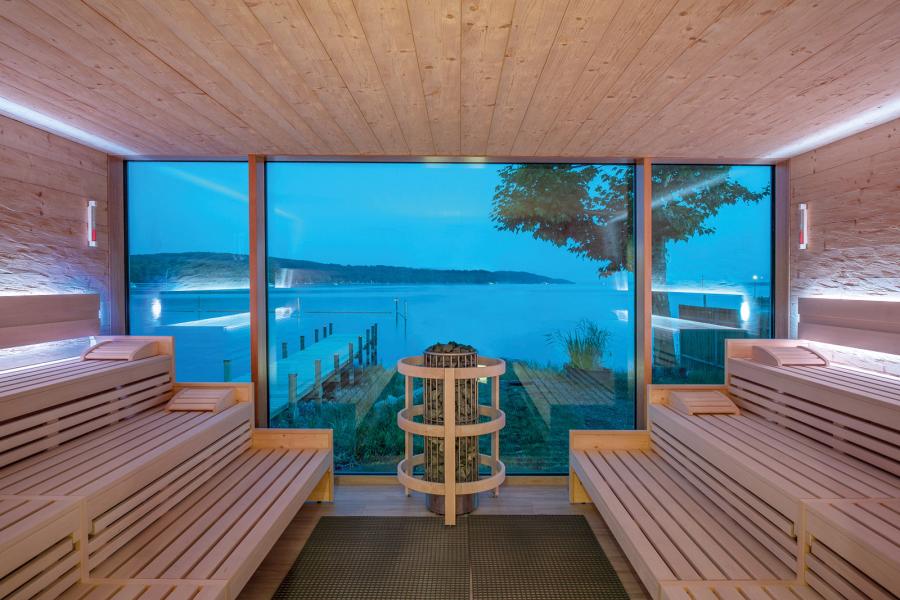 Starnberg 1807-Hugues-Seifert_Schwimmbad_55.jpg