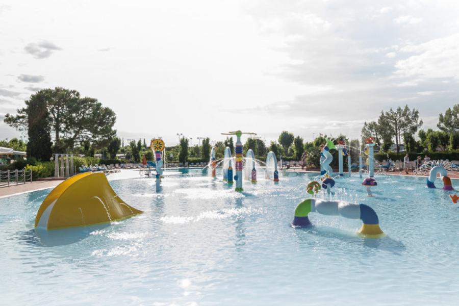 Myrtha Pools 2022 10 spray park square