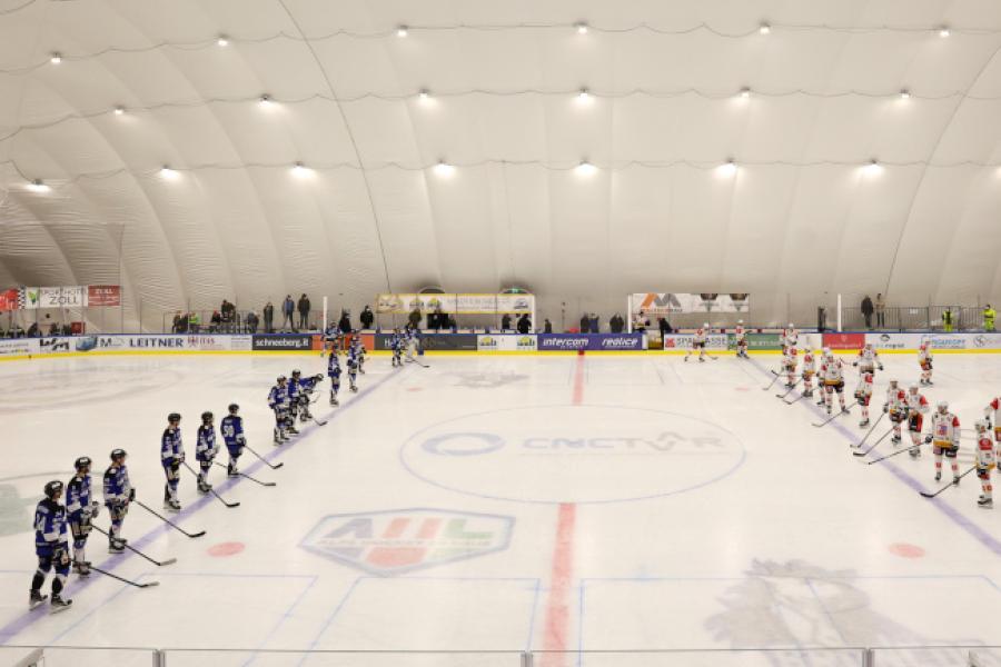 REALICE_sb 1 2022_hockey championship in the new airdome.jpg